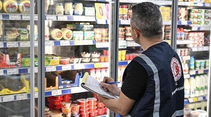 Шокирующие подделки в продуктах: свинина в кебабе и красители в специях